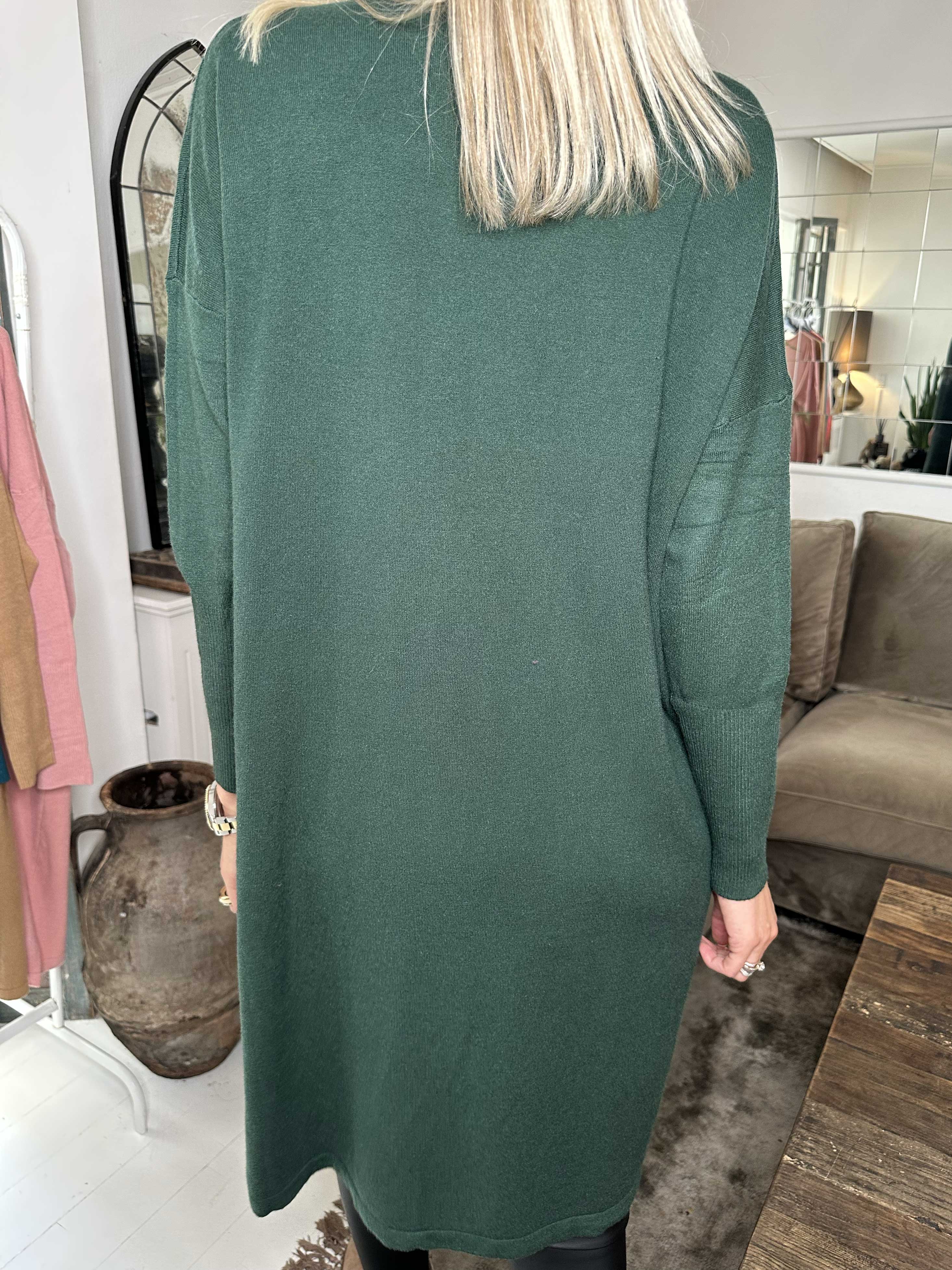 Amilie - Mjuk klänning med blommigt tryck